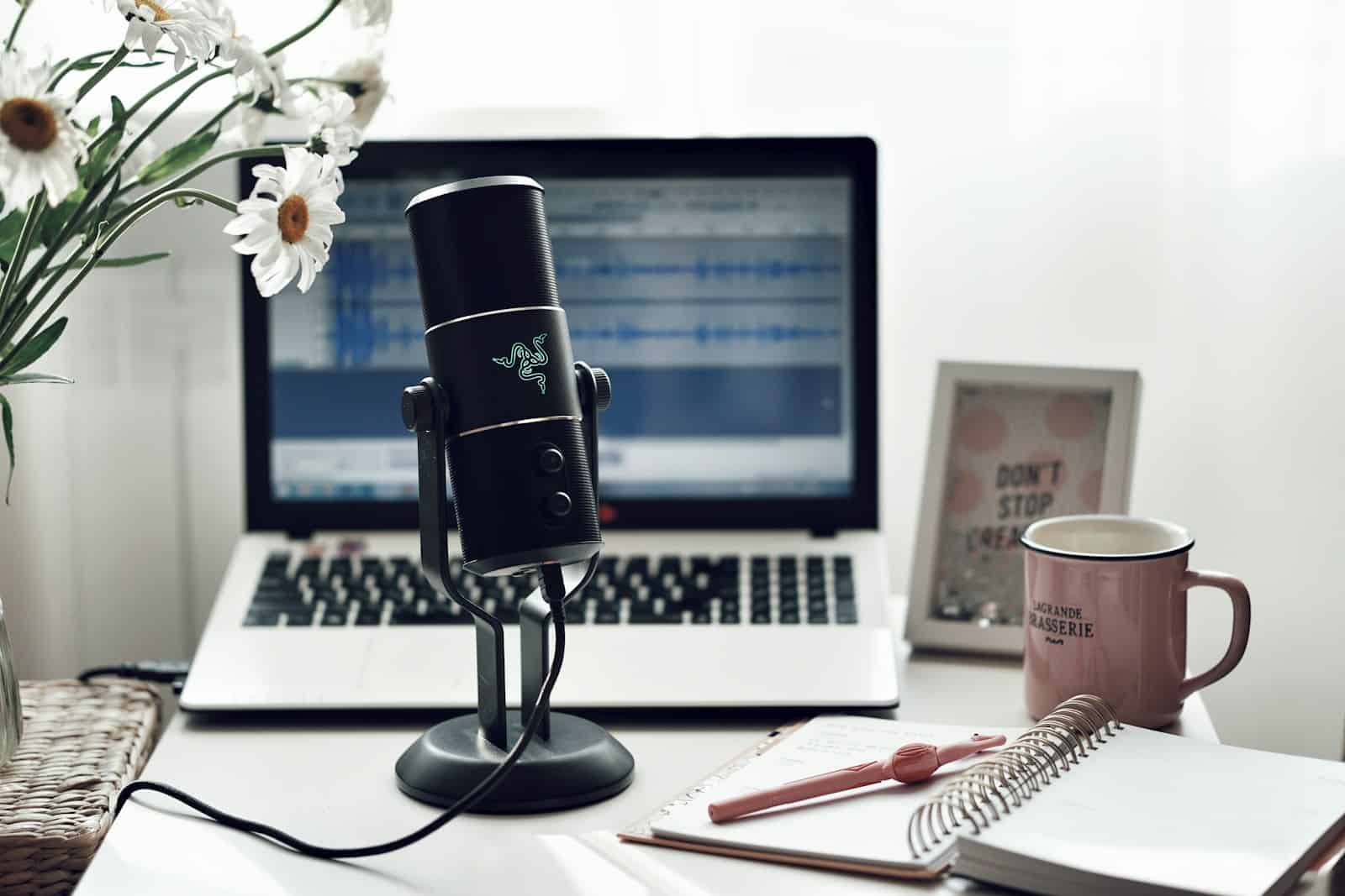 Revolutionize Your Blogging - Strategies That Defy Age.