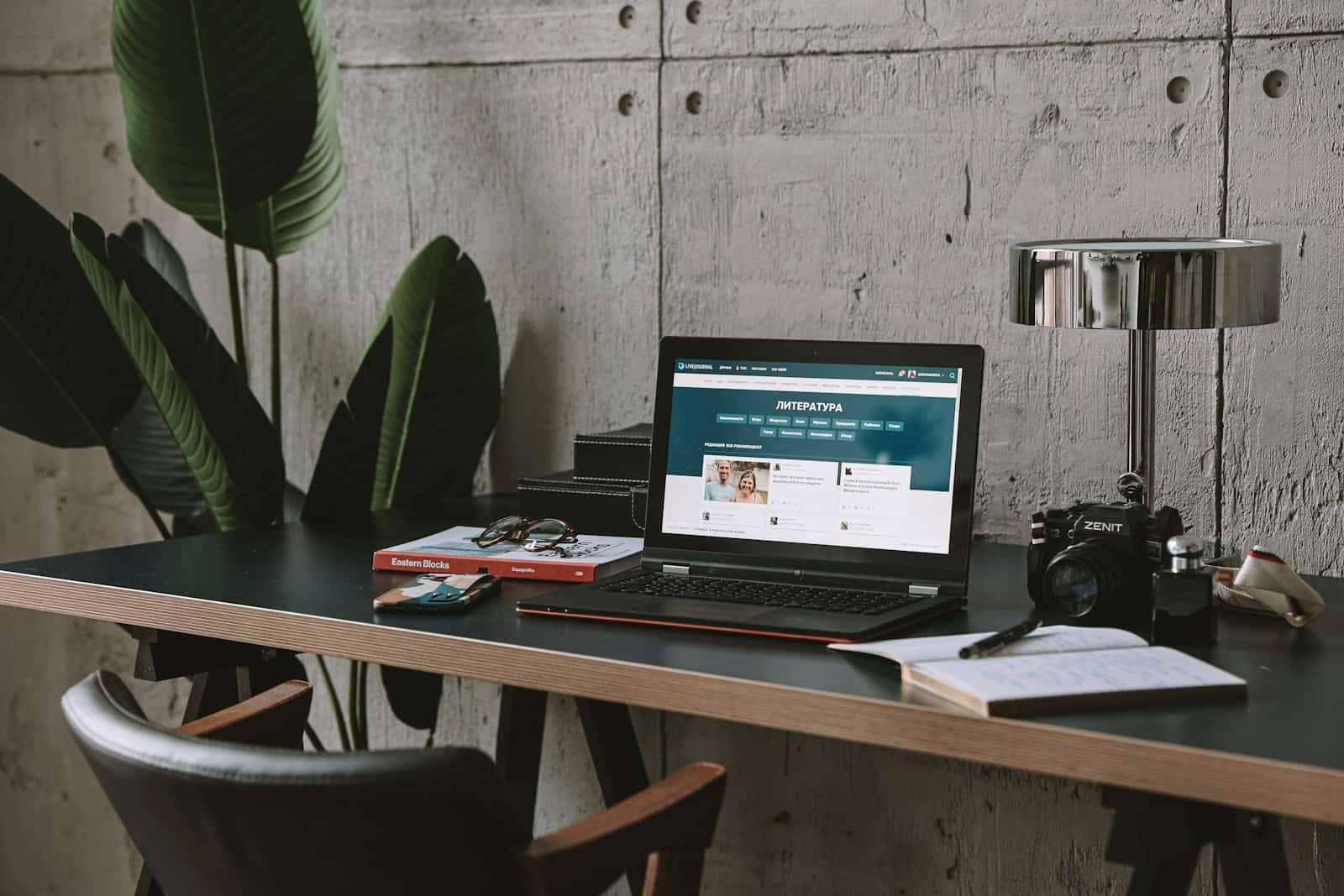 Essential Blogging Tools for 50+ Bloggers